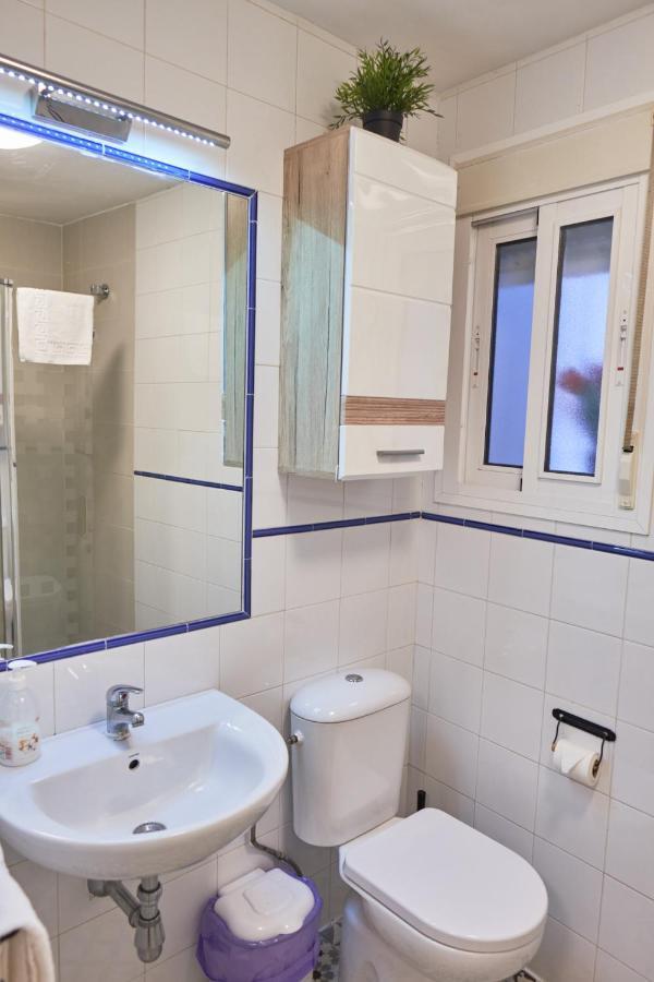Charming House - Calm And Comfort In The Center Sevilla Bagian luar foto